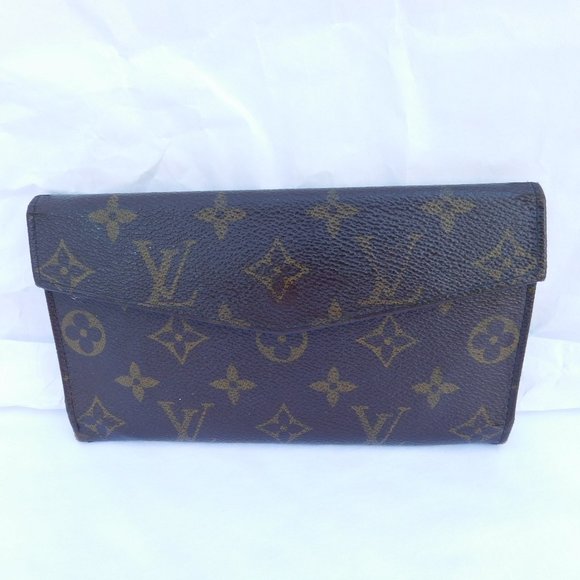 Louis Vuitton Handbags - AUTHENTIC 1970'S LOUIS VUITTON MONOGRAM WALLET